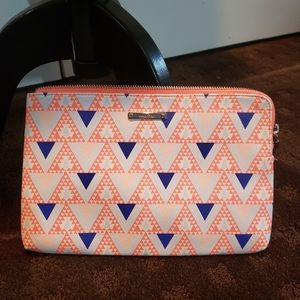 Stella & Dot Capri Pouch - Mosaic Triangle